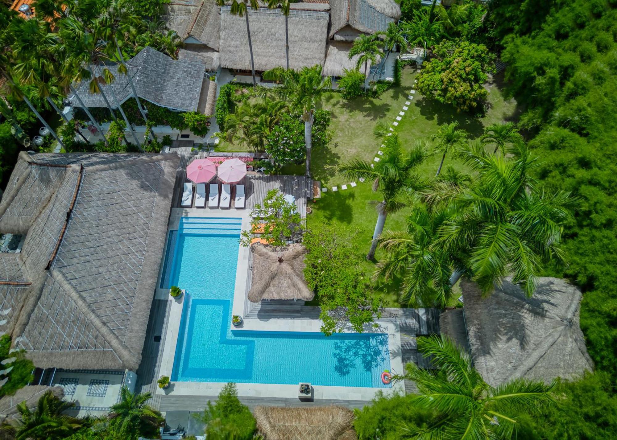 Villa Kalis, 10 Bedroom Family And Group Villa Seminyak Exteriör bild