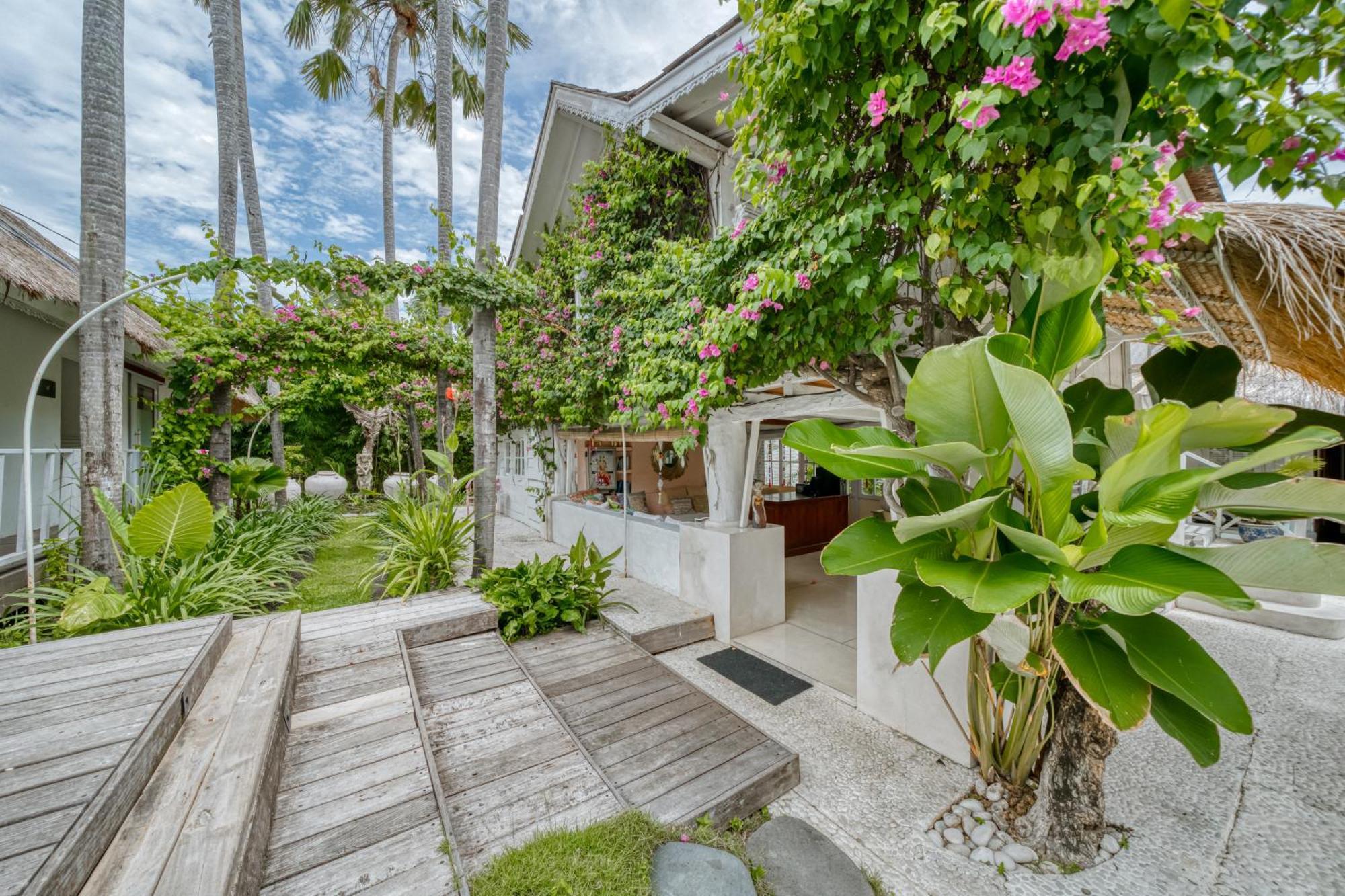Villa Kalis, 10 Bedroom Family And Group Villa Seminyak Exteriör bild