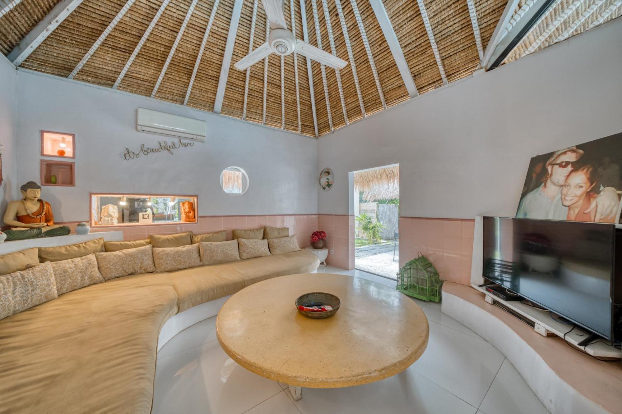 Villa Kalis, 10 Bedroom Family And Group Villa Seminyak Exteriör bild