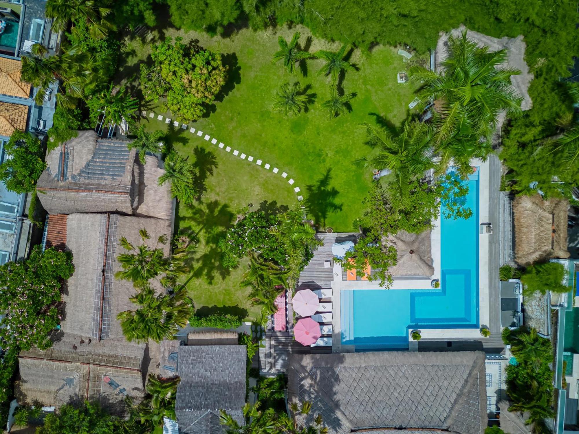 Villa Kalis, 10 Bedroom Family And Group Villa Seminyak Exteriör bild